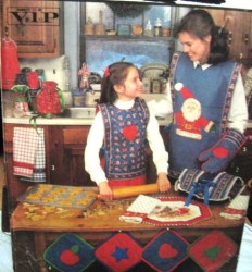 8213 SIMPLICITY 1987 FAMILY COBBLER APRONS, LINENS, WINE SACK PATTERN